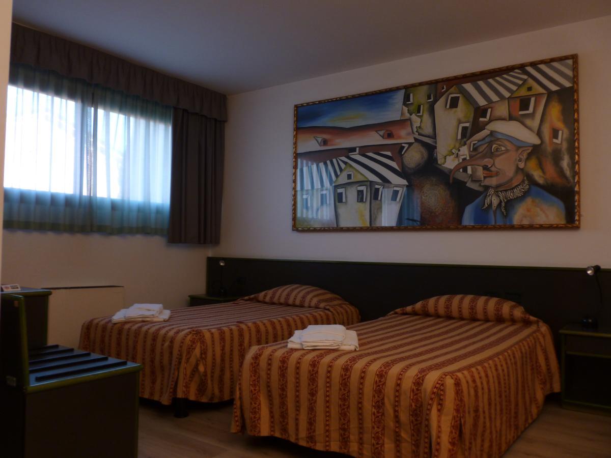 Green Hotel Poviglio  Luaran gambar