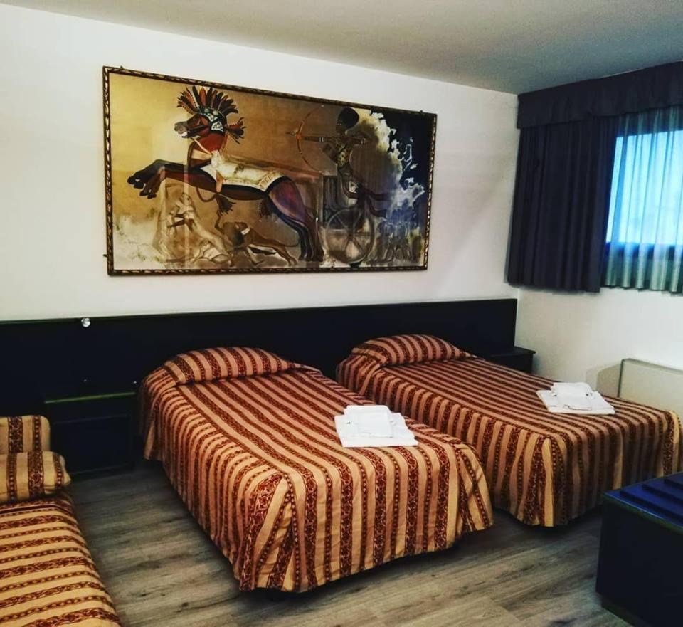 Green Hotel Poviglio  Luaran gambar